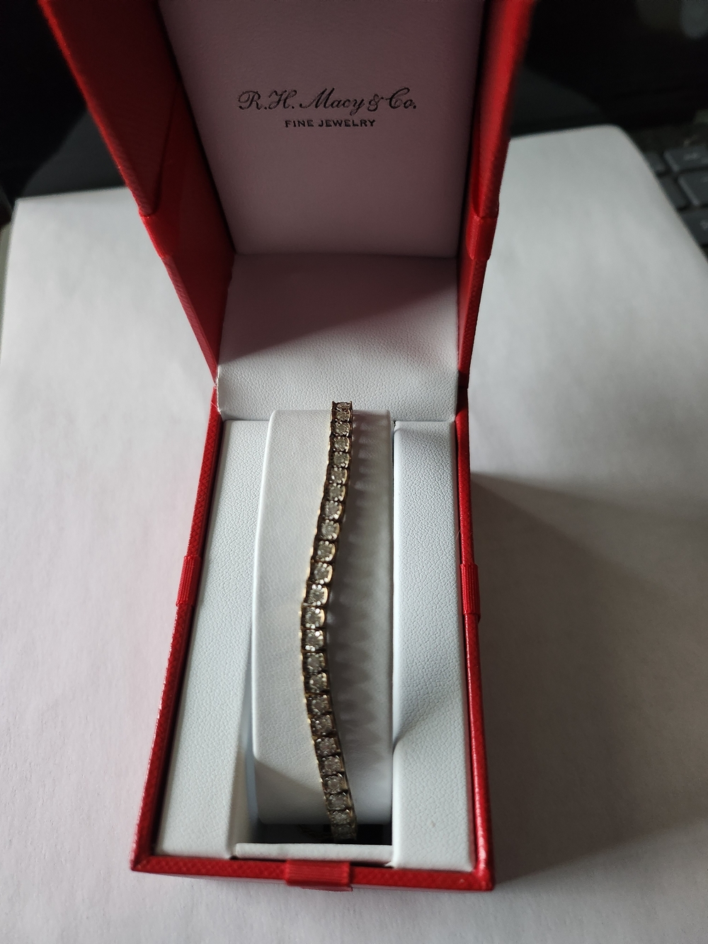 Macys Bolo 14KY Tennis Bracelet with Clear Diamond Stones
